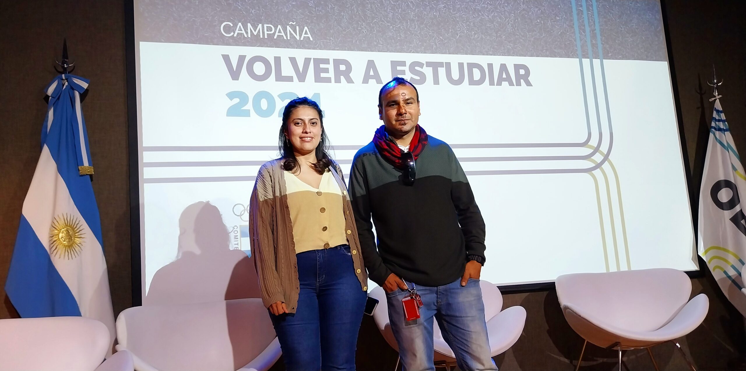 Participación de la campaña ”Volver a estudiar”