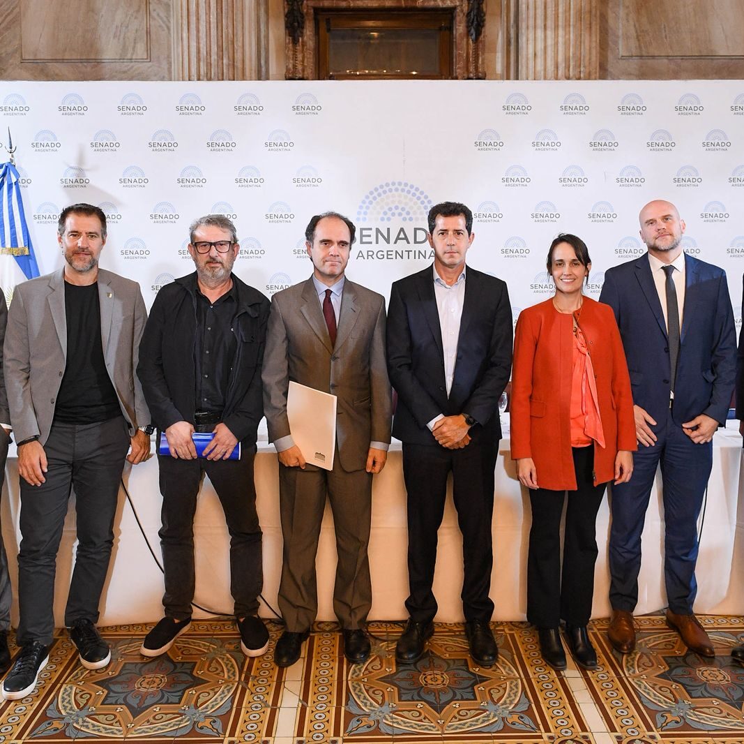 Jornada de debate sobre la educación técnico profesional Jornada de debate sobre la educación técnico profesional