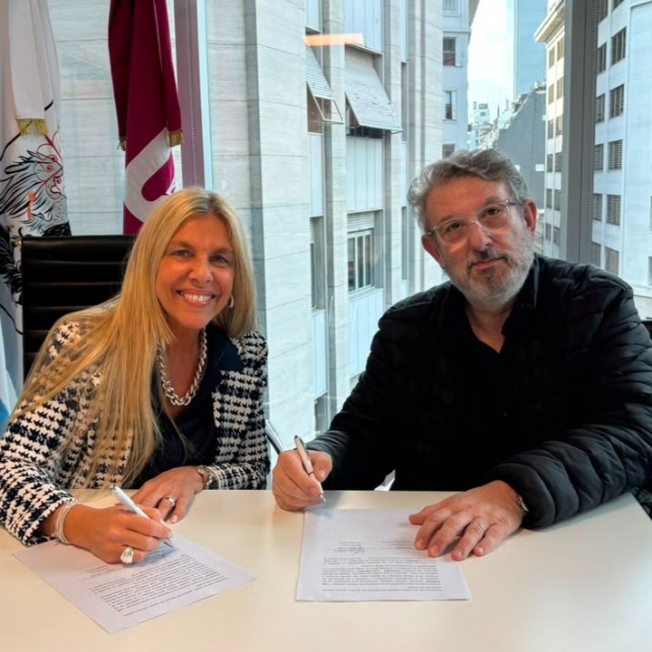 Firma de convenio con la Universidad de la Ciudad