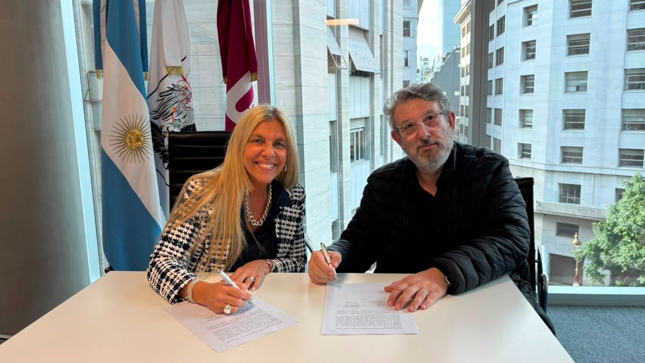 Firma de convenio con la Universidad de la Ciudad